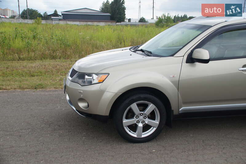 Внедорожник / Кроссовер Mitsubishi Outlander 2008 в Броварах фото 6 Внедорожник / Кроссовер Mitsubishi Outlander 2008 в Броварах