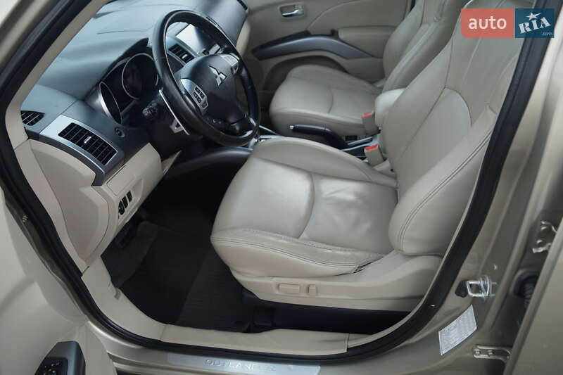 Внедорожник / Кроссовер Mitsubishi Outlander 2008 в Броварах фото 31 Внедорожник / Кроссовер Mitsubishi Outlander 2008 в Броварах