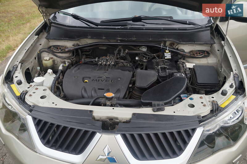 Внедорожник / Кроссовер Mitsubishi Outlander 2008 в Броварах фото 53 Внедорожник / Кроссовер Mitsubishi Outlander 2008 в Броварах