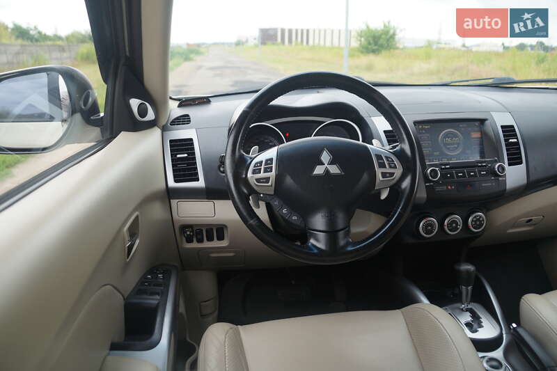 Внедорожник / Кроссовер Mitsubishi Outlander 2008 в Броварах фото 65 Внедорожник / Кроссовер Mitsubishi Outlander 2008 в Броварах
