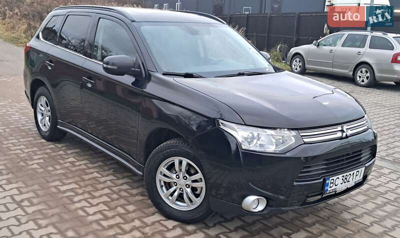 Mitsubishi Outlander 2014