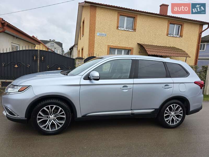 Внедорожник / Кроссовер Mitsubishi Outlander 2017 в Тернополе фото 4 Внедорожник / Кроссовер Mitsubishi Outlander 2017 в Тернополе