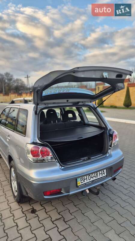 Позашляховик / Кросовер Mitsubishi Outlander 2003 в Ізмаїлі