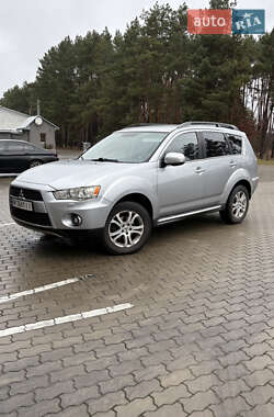 Позашляховик / Кросовер Mitsubishi Outlander 2011 в Костопілі