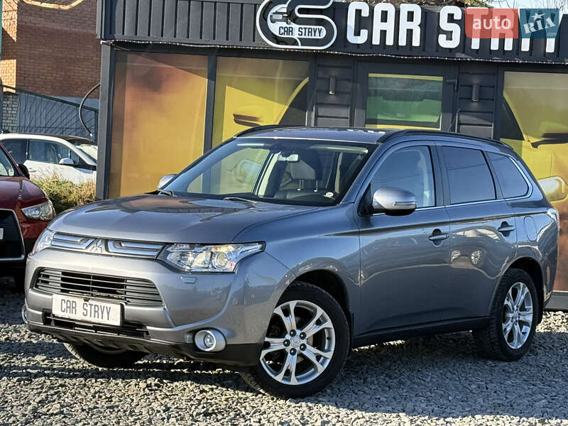 Внедорожник / Кроссовер Mitsubishi Outlander 2013 в Стрые фото 2 Внедорожник / Кроссовер Mitsubishi Outlander 2013 в Стрые