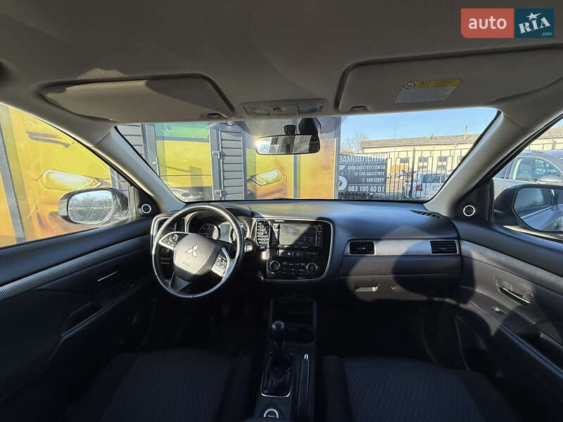 Внедорожник / Кроссовер Mitsubishi Outlander 2013 в Стрые фото 5 Внедорожник / Кроссовер Mitsubishi Outlander 2013 в Стрые