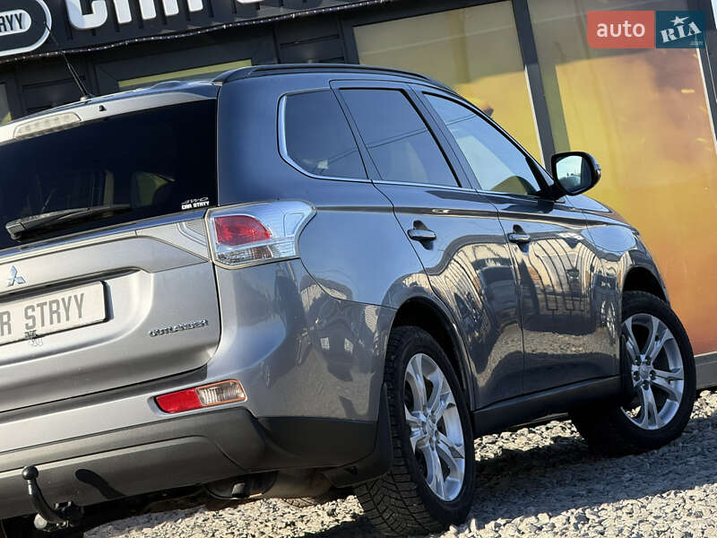 Внедорожник / Кроссовер Mitsubishi Outlander 2013 в Стрые фото 23 Внедорожник / Кроссовер Mitsubishi Outlander 2013 в Стрые