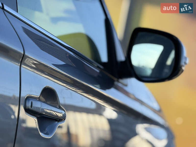 Внедорожник / Кроссовер Mitsubishi Outlander 2013 в Стрые фото 27 Внедорожник / Кроссовер Mitsubishi Outlander 2013 в Стрые