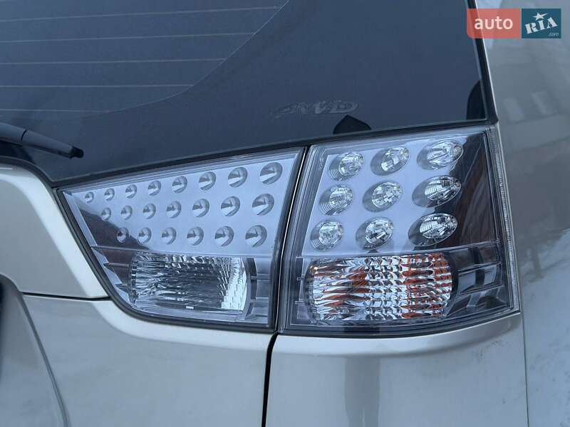 Внедорожник / Кроссовер Mitsubishi Outlander 2007 в Ахтырке