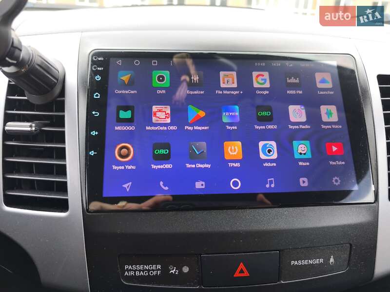 Внедорожник / Кроссовер Mitsubishi Outlander 2010 в Киеве