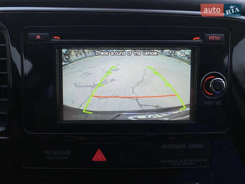 Позашляховик / Кросовер Mitsubishi Outlander 2013 в Миколаєві