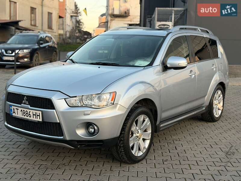 Mitsubishi Outlander 2010
