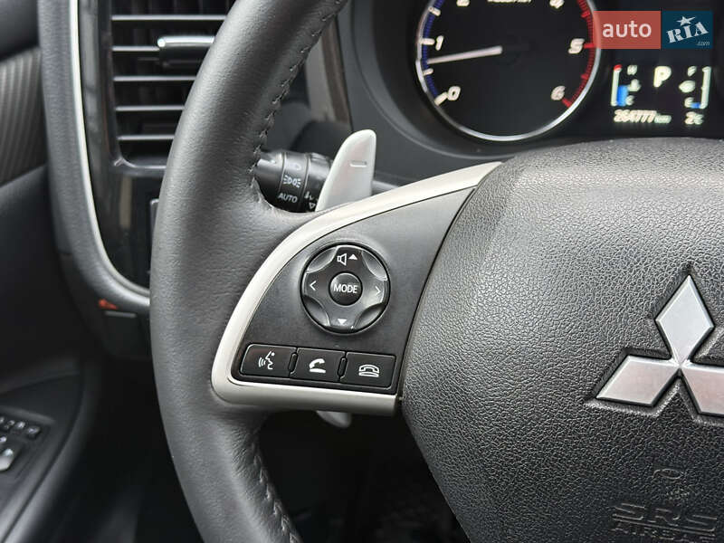 Внедорожник / Кроссовер Mitsubishi Outlander 2012 в Тернополе