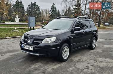 Внедорожник / Кроссовер Mitsubishi Outlander 2007 в Киеве