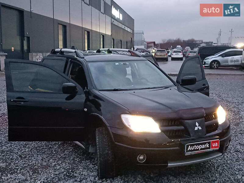 Позашляховик / Кросовер Mitsubishi Outlander 2008 в Львові