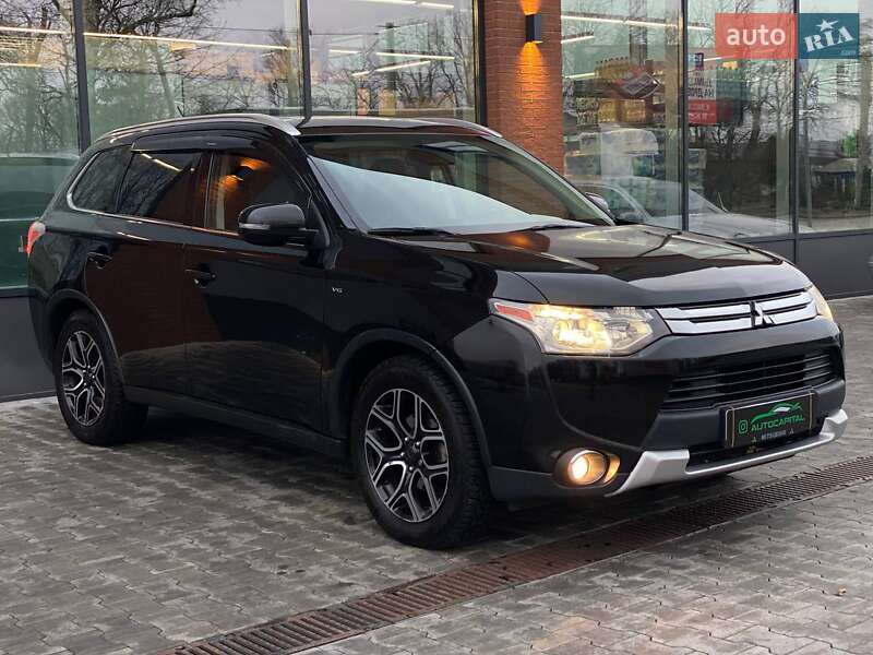 Позашляховик / Кросовер Mitsubishi Outlander 2015 в Києві фото 5 Позашляховик / Кросовер Mitsubishi Outlander 2015 в Києві
