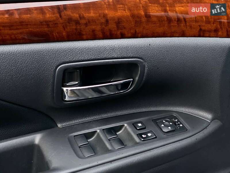 Позашляховик / Кросовер Mitsubishi Outlander 2015 в Києві фото 20 Позашляховик / Кросовер Mitsubishi Outlander 2015 в Києві