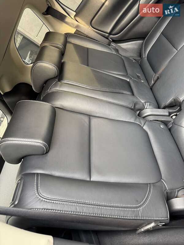 Позашляховик / Кросовер Mitsubishi Outlander 2018 в Києві фото 19 Позашляховик / Кросовер Mitsubishi Outlander 2018 в Києві