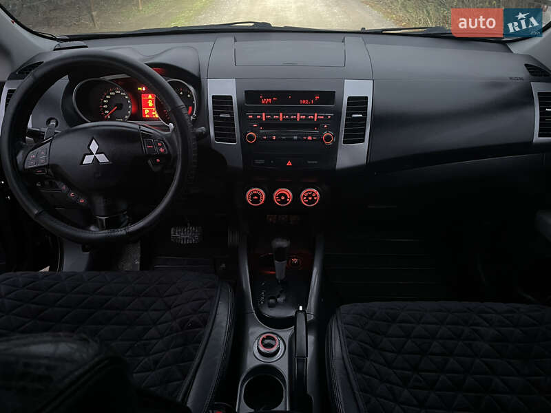 Позашляховик / Кросовер Mitsubishi Outlander 2007 в Миколаєві