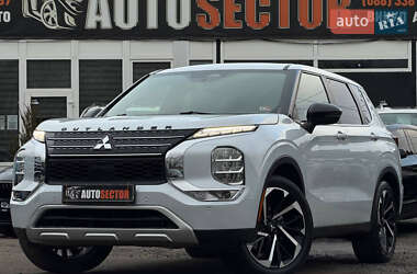 Внедорожник / Кроссовер Mitsubishi Outlander 2021 в Харькове