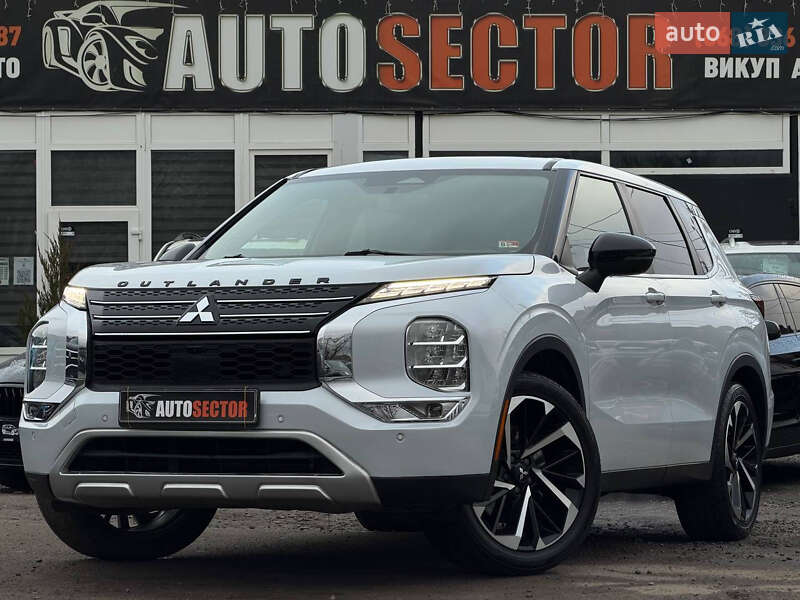 Позашляховик / Кросовер Mitsubishi Outlander 2021 в Харкові