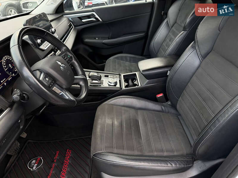 Позашляховик / Кросовер Mitsubishi Outlander 2021 в Харкові