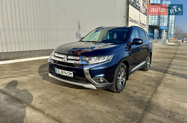 Позашляховик / Кросовер Mitsubishi Outlander 2016 в Чернівцях