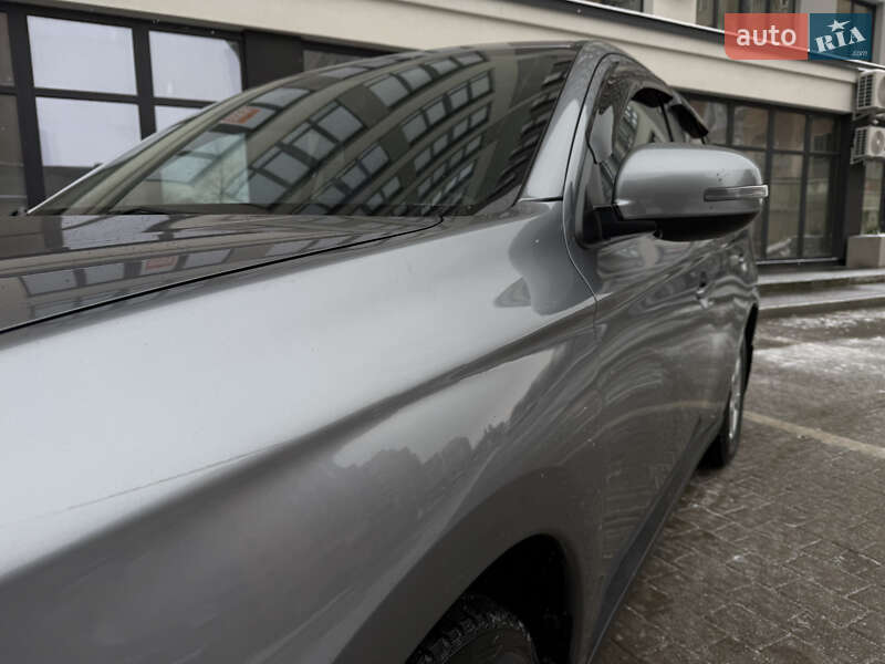 Позашляховик / Кросовер Mitsubishi Outlander 2014 в Івано-Франківську фото 24 Позашляховик / Кросовер Mitsubishi Outlander 2014 в Івано-Франківську