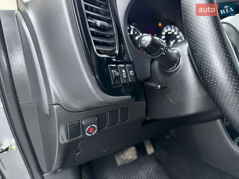 Позашляховик / Кросовер Mitsubishi Outlander 2014 в Івано-Франківську фото 35 Позашляховик / Кросовер Mitsubishi Outlander 2014 в Івано-Франківську