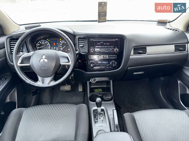 Позашляховик / Кросовер Mitsubishi Outlander 2014 в Івано-Франківську фото 51 Позашляховик / Кросовер Mitsubishi Outlander 2014 в Івано-Франківську