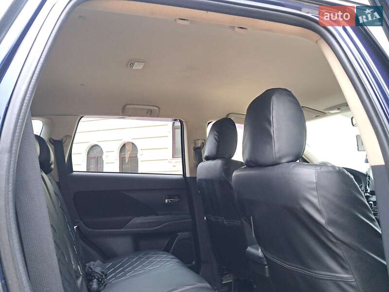Позашляховик / Кросовер Mitsubishi Outlander 2013 в Могилів-Подільському