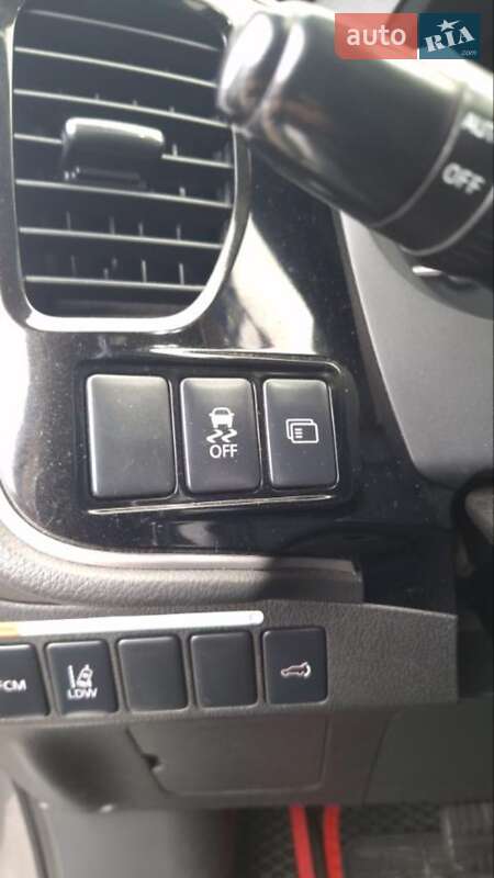 Позашляховик / Кросовер Mitsubishi Outlander 2013 в Хмільнику