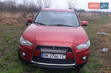 Внедорожник / Кроссовер Mitsubishi Outlander 2009 в Дубно