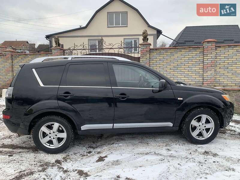 Позашляховик / Кросовер Mitsubishi Outlander 2008 в Тальному