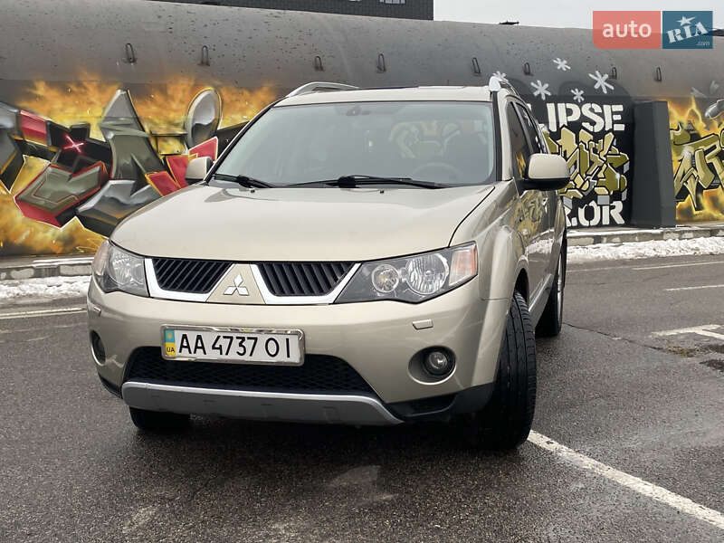 Mitsubishi Outlander 2008