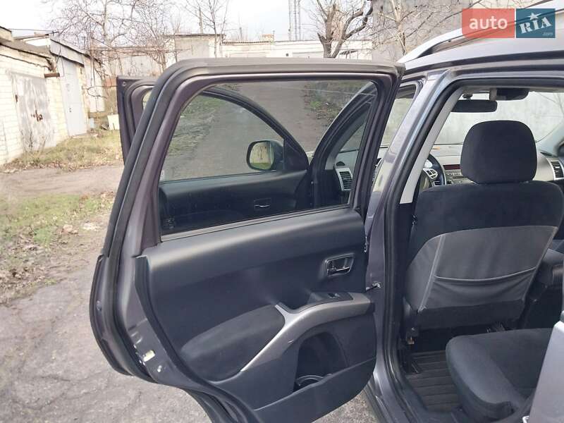 Внедорожник / Кроссовер Mitsubishi Outlander 2008 в Николаеве