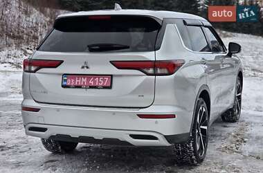 Позашляховик / Кросовер Mitsubishi Outlander 2021 в Тернополі