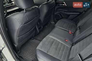 Позашляховик / Кросовер Mitsubishi Outlander 2021 в Тернополі