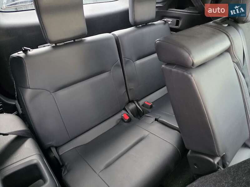 Позашляховик / Кросовер Mitsubishi Outlander 2021 в Тернополі