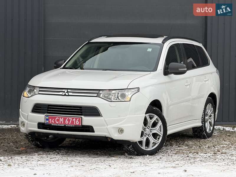 Позашляховик / Кросовер Mitsubishi Outlander 2013 в Трускавці