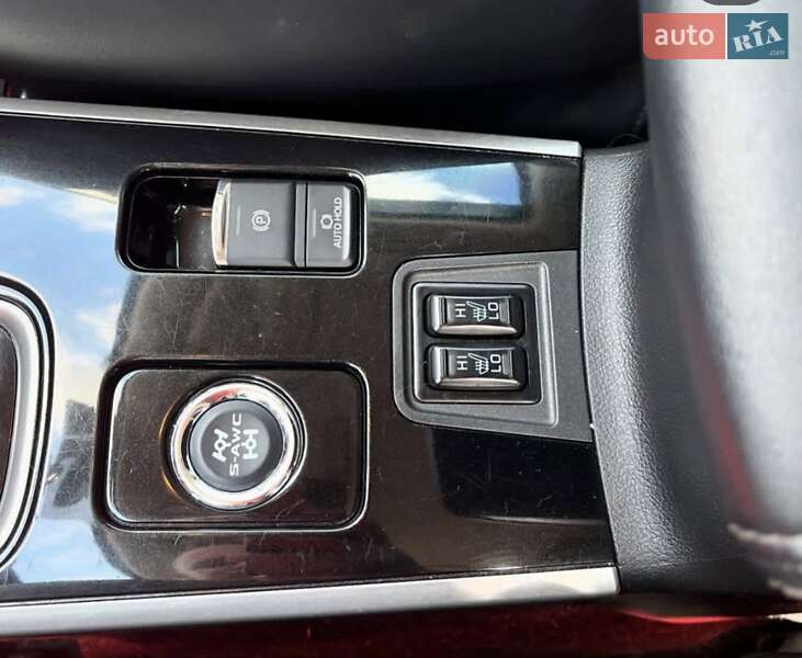 Позашляховик / Кросовер Mitsubishi Outlander 2018 в Кропивницькому