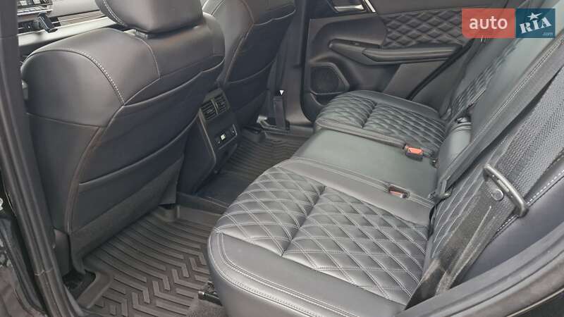 Позашляховик / Кросовер Mitsubishi Outlander 2023 в Одесі