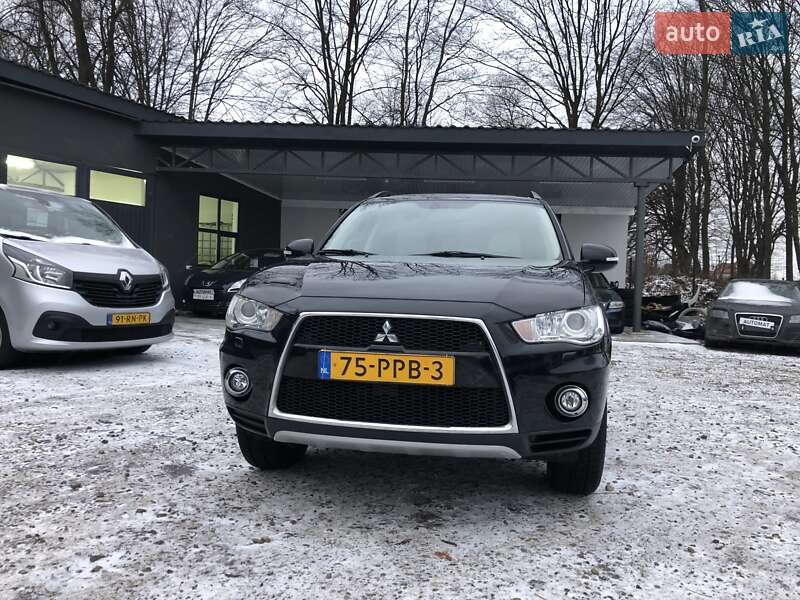 Позашляховик / Кросовер Mitsubishi Outlander 2012 в Івано-Франківську