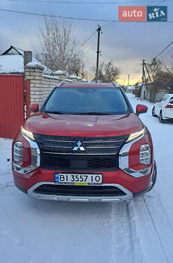 Внедорожник / Кроссовер Mitsubishi Outlander 2022 в Кременчуге