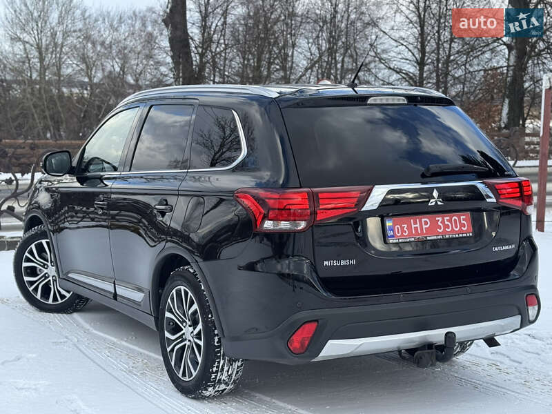 Позашляховик / Кросовер Mitsubishi Outlander 2016 в Дрогобичі фото 21 Позашляховик / Кросовер Mitsubishi Outlander 2016 в Дрогобичі