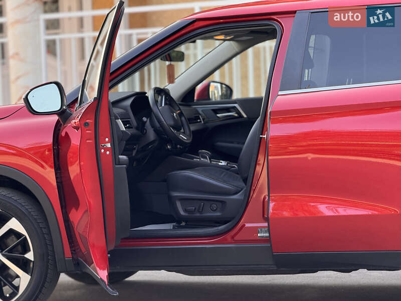 Внедорожник / Кроссовер Mitsubishi Outlander 2021 в Тернополе фото 17 Внедорожник / Кроссовер Mitsubishi Outlander 2021 в Тернополе