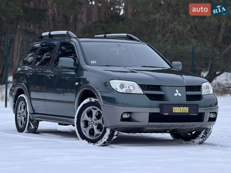 Позашляховик / Кросовер Mitsubishi Outlander 2006 в Києві