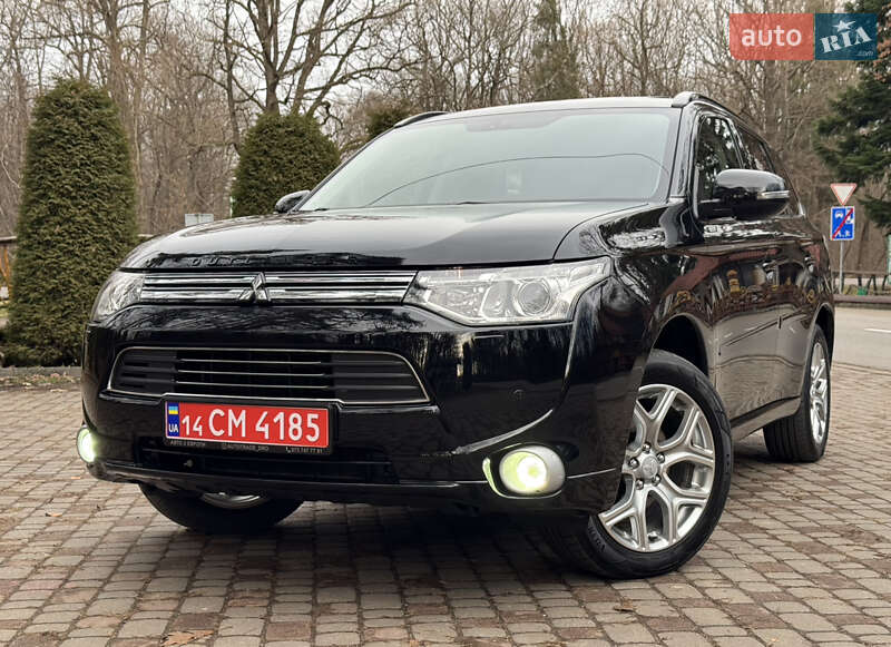 Внедорожник / Кроссовер Mitsubishi Outlander 2014 в Дрогобыче