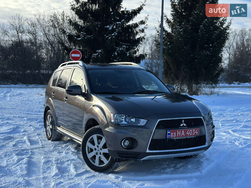 Позашляховик / Кросовер Mitsubishi Outlander 2011 в Бердичеві