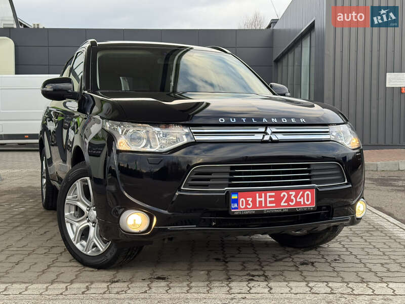 Позашляховик / Кросовер Mitsubishi Outlander 2014 в Дрогобичі